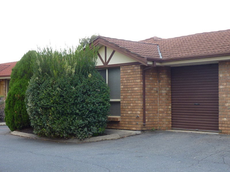 2/28-30 South Terrace, POORAKA — image 1