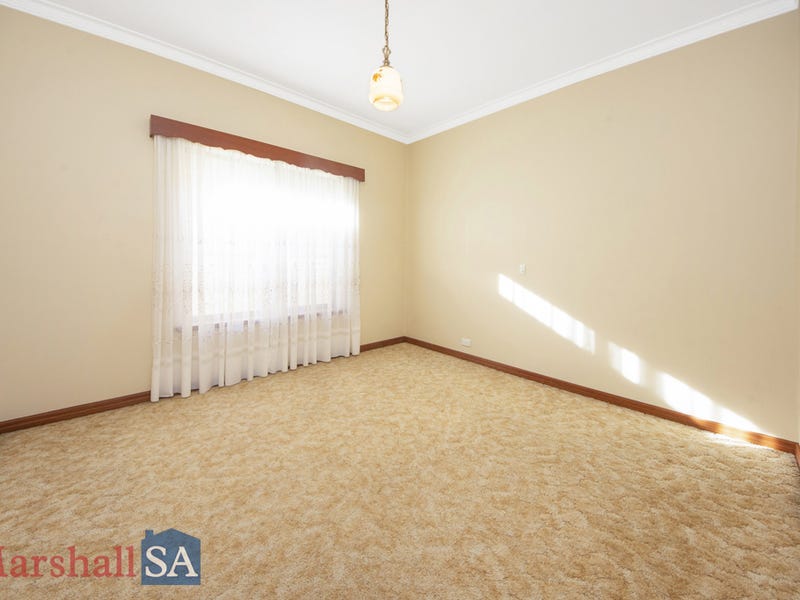 13 Frogmore Road, KIDMAN PARK — image 8