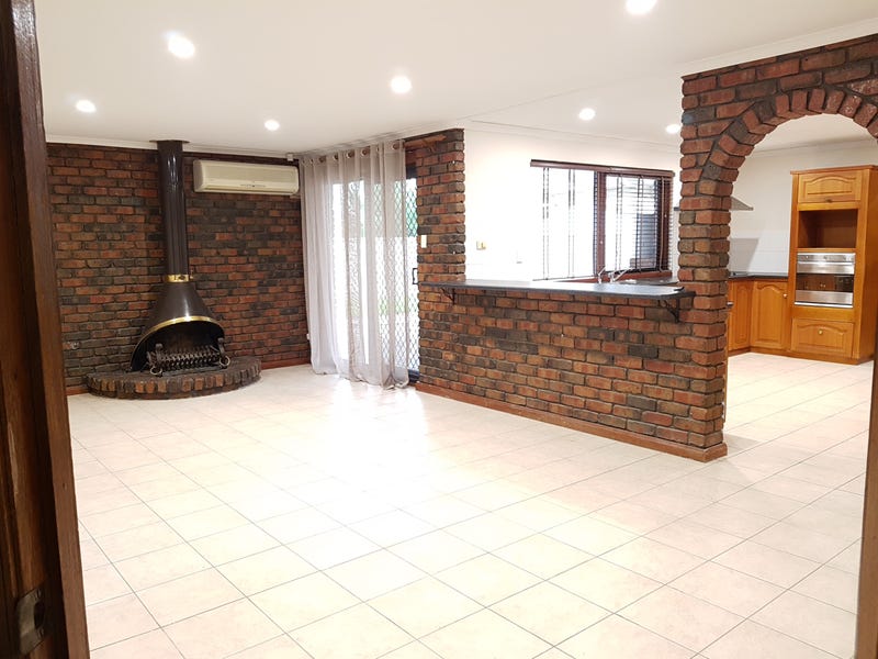 3 Telopea Drive, ATHELSTONE — image 1
