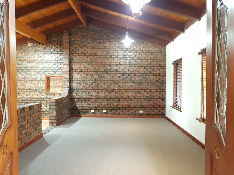 3 Telopea Drive, ATHELSTONE — image 5