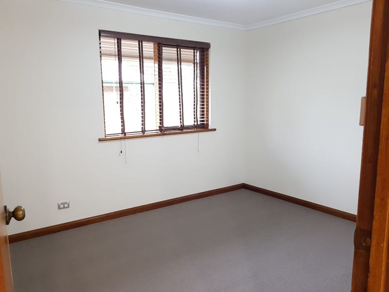 3 Telopea Drive, ATHELSTONE — image 14