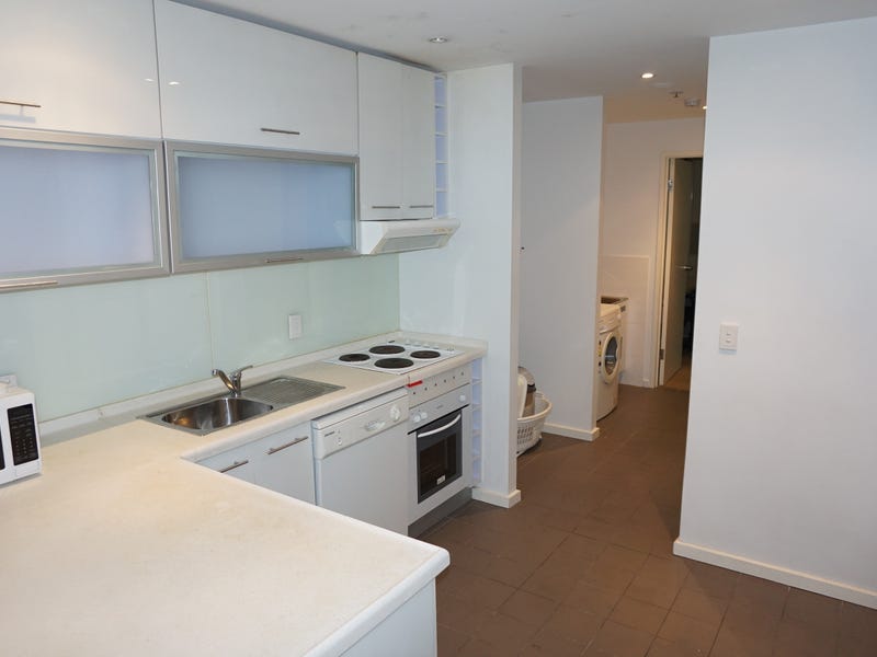 109/281 North Terrace, ADELAIDE — image 3
