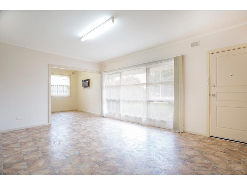 20 Orlando Avenue, HAMPSTEAD GARDENS — image 2