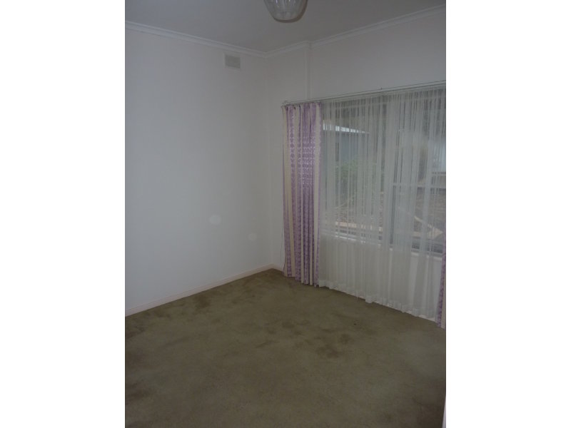 6 Michigan Drive, HIGHBURY — image 13
