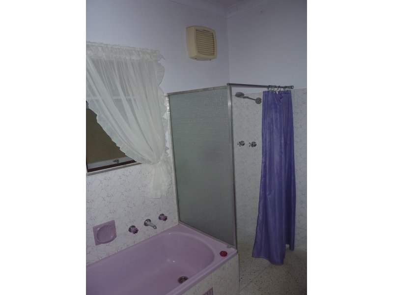 6 Michigan Drive, HIGHBURY — image 15