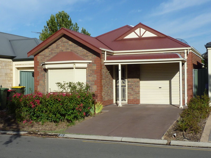 32 Beechwood Avenue, MAWSON LAKES — image 1