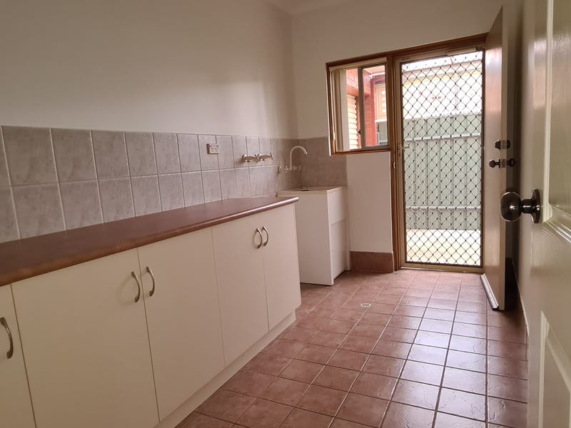 2/67 Crittenden Road, FINDON — image 9