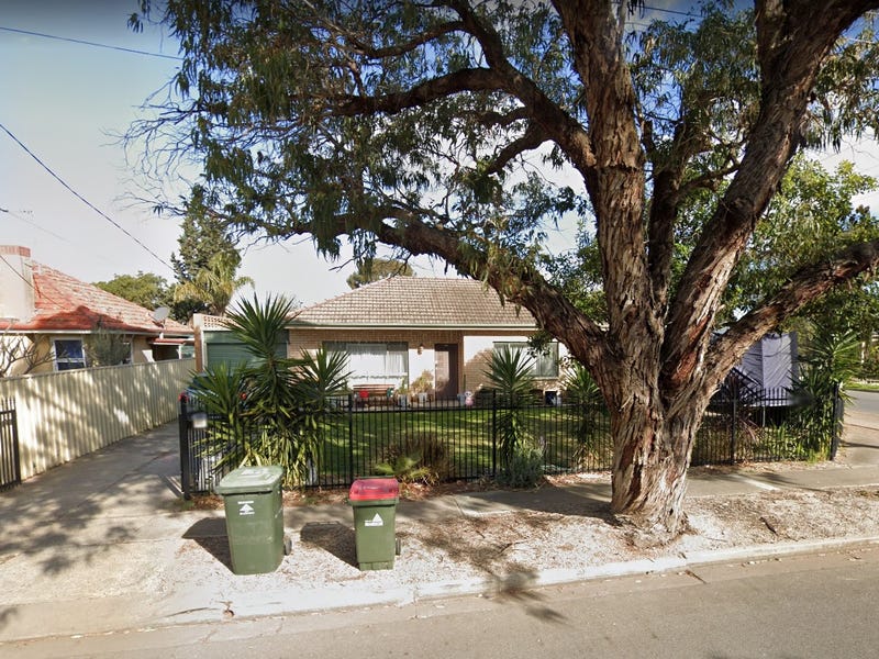 32 Tiparra Avenue, PARK HOLME — image 1