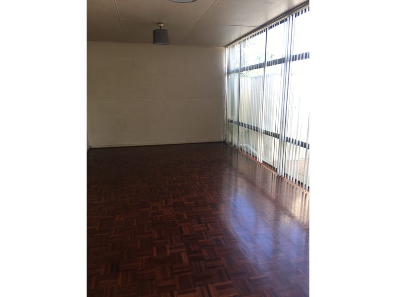 32 Tiparra Avenue, PARK HOLME — image 11