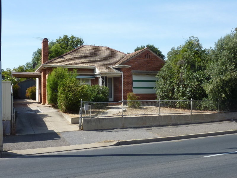 451 Goodwood Road, WESTBOURNE PARK — image 1