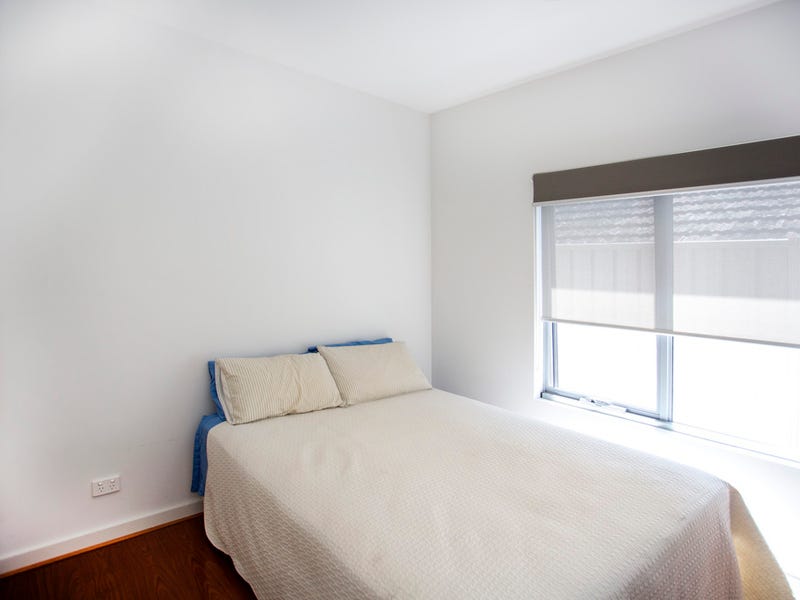 15B Radnor Avenue, ROSTREVOR — image 7