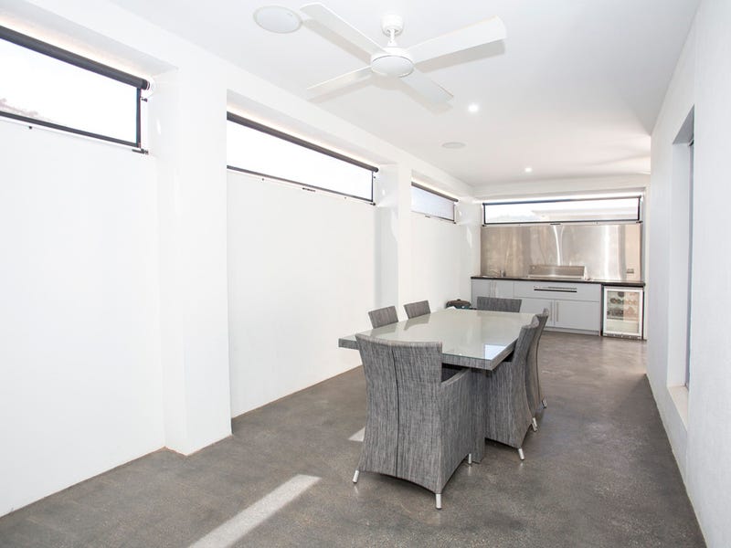 15B Radnor Avenue, ROSTREVOR — image 14