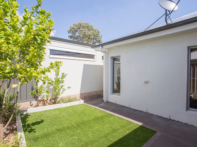 15B Radnor Avenue, ROSTREVOR — image 15