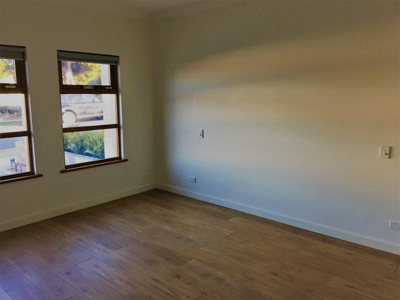 1A Hart Street, KIDMAN PARK — image 3