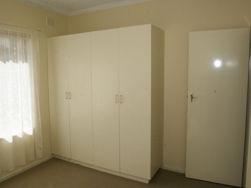 1/23 Seaforth Avenue, SOMERTON PARK — image 8