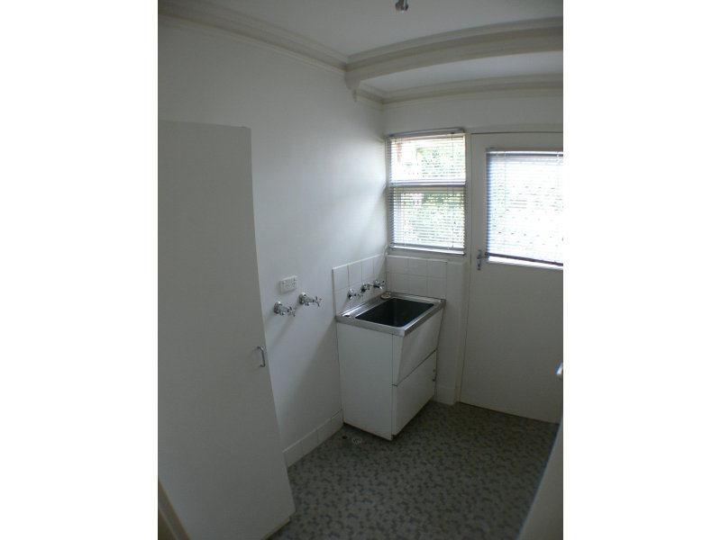 2/4 Peroomba Avenue, KENSINGTON GARDENS — image 6