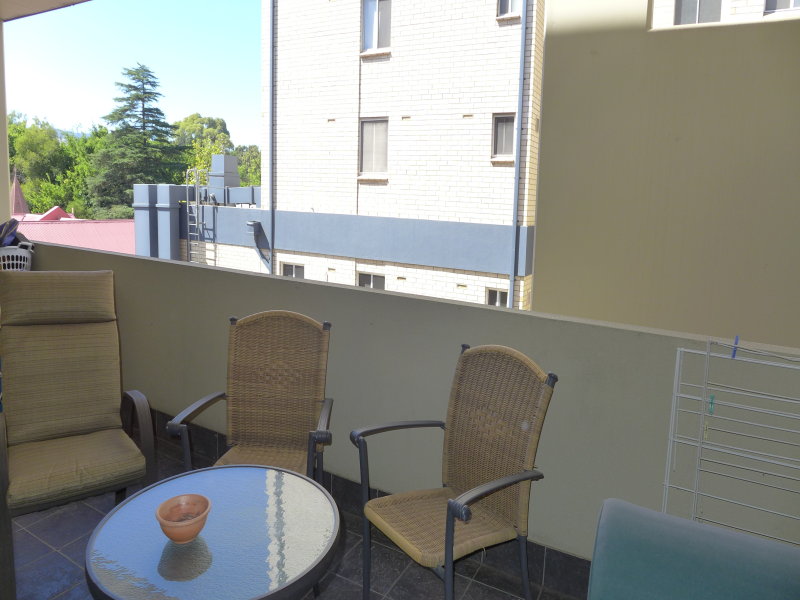 18/462-466 Pulteney Street, ADELAIDE — image 9