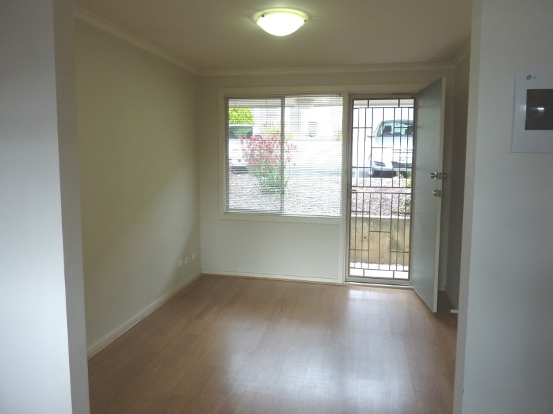 2/4 Beovich Road, INGLE FARM — image 3