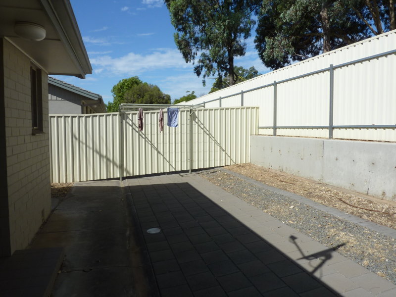 18/4 Beovich Road, INGLE FARM — image 8