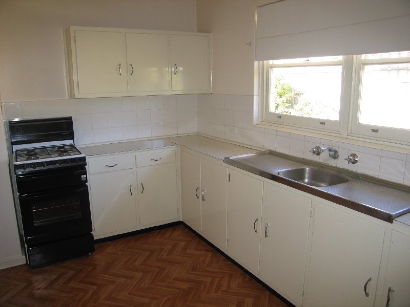 3/3 Carlton Street, HIGHGATE — image 4