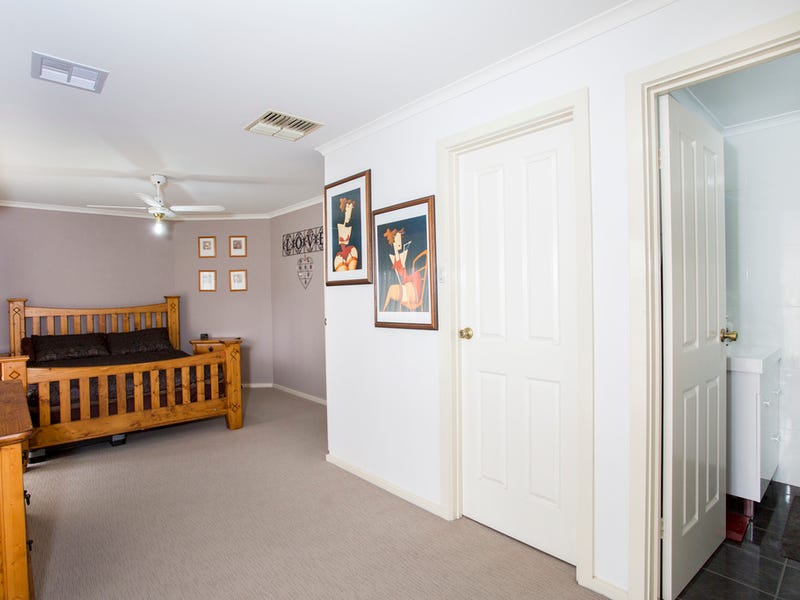 14 Winston Avenue, PARALOWIE — image 5