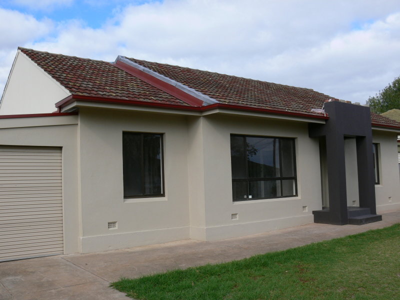 7 Aysgarth Avenue, HECTORVILLE — image 2