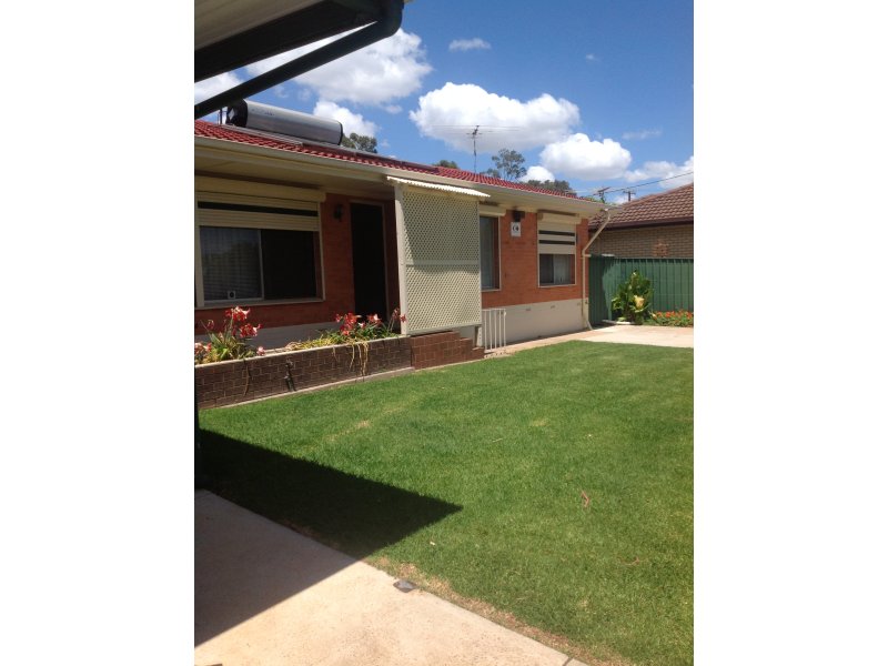 16 Lynton Street, SALISBURY EAST — image 2