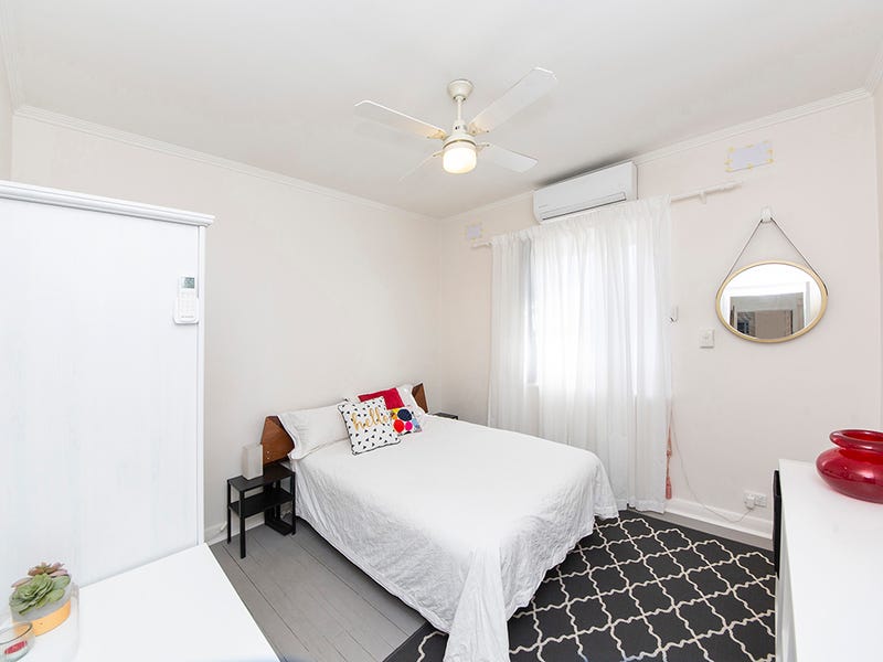 11 Glen Elder Street, FINDON — image 6