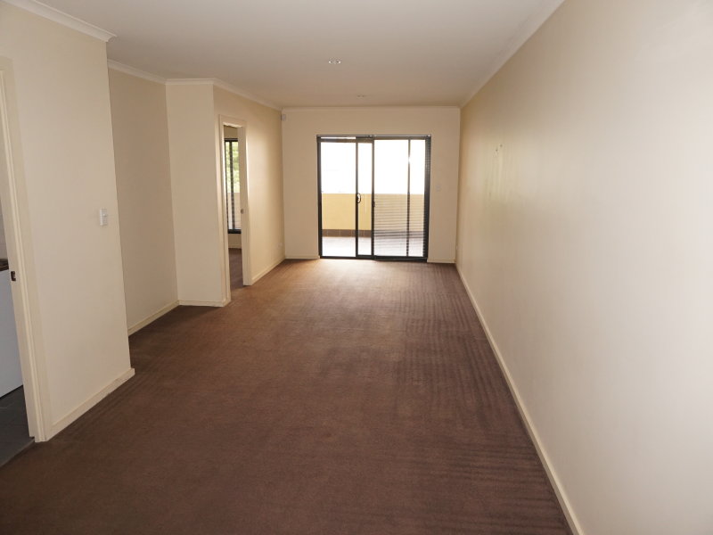 9/466 Pulteney Street, ADELAIDE — image 4