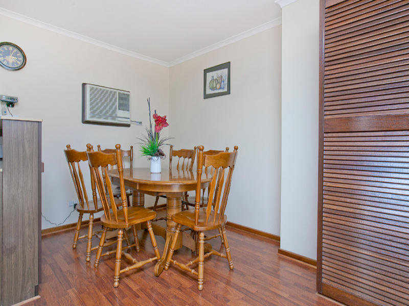 13 Chatswood Grove, NEWTON — image 3