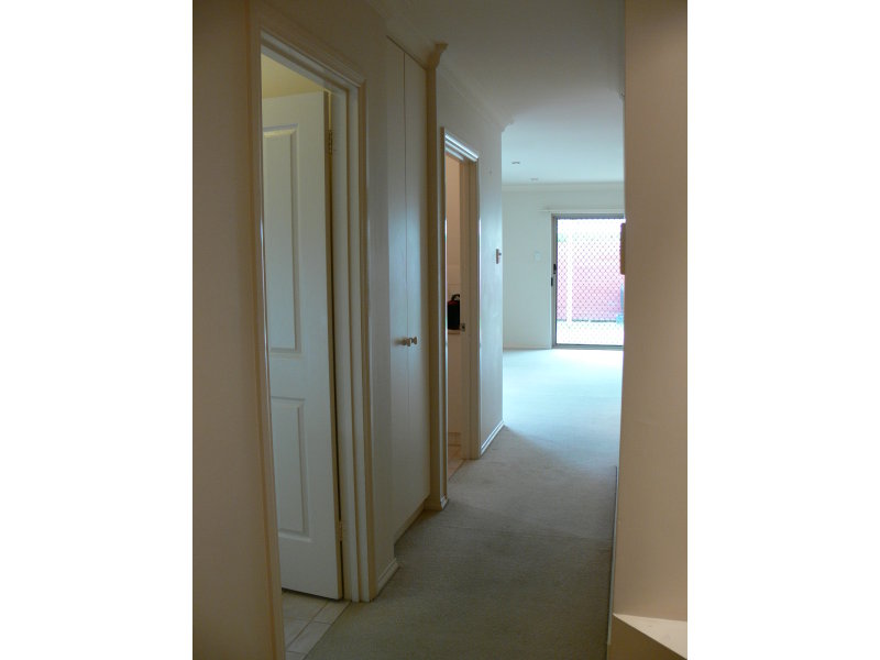 7 Dillon Court, BROMPTON — image 7