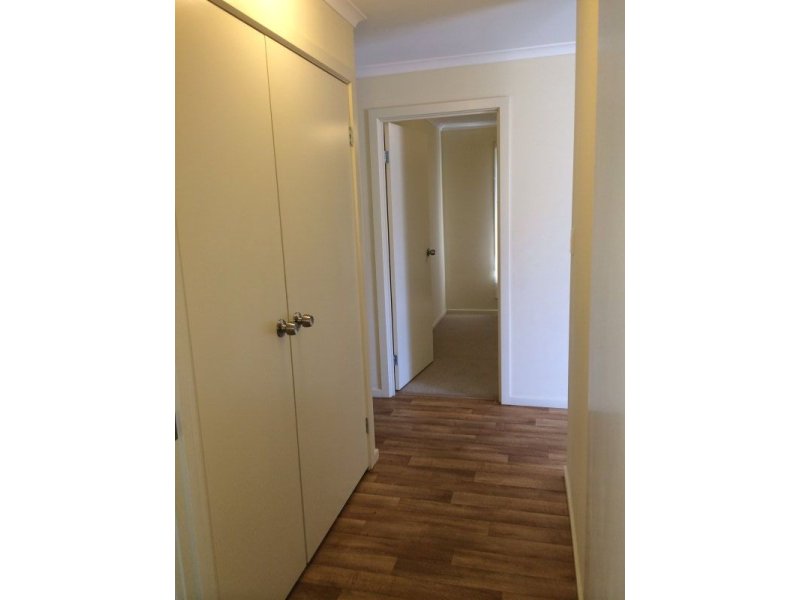 1/10 Shrewton Court, SALISBURY NORTH — image 6