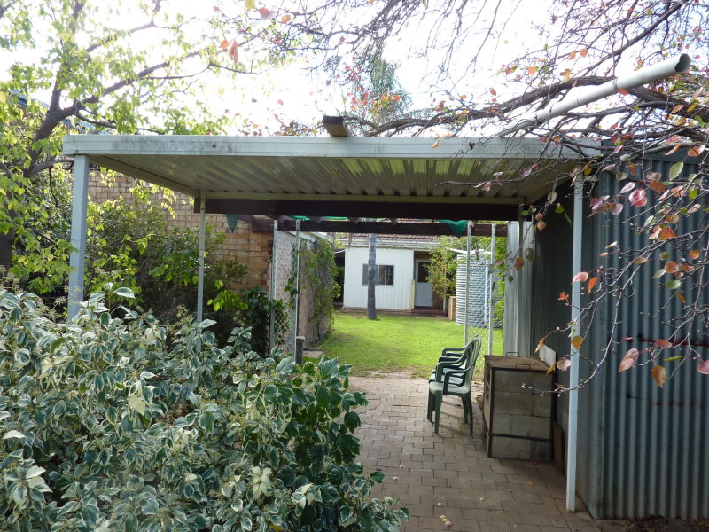 2 Llanfair Terrace, WESTBOURNE PARK — image 11