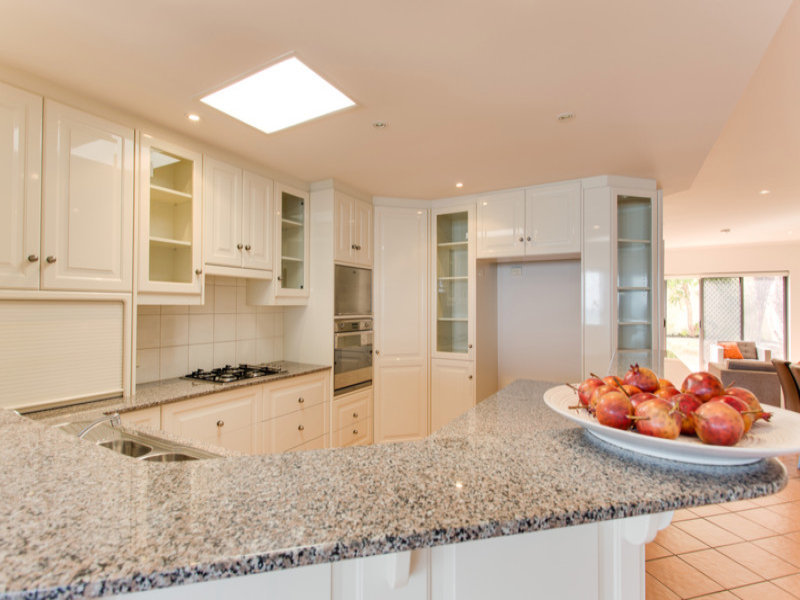 22A The Esplanade, SOMERTON PARK — image 7