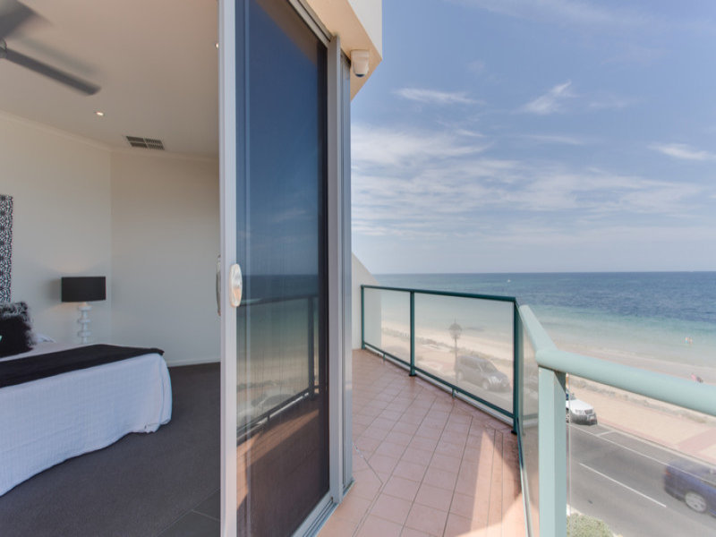 22A The Esplanade, SOMERTON PARK — image 13