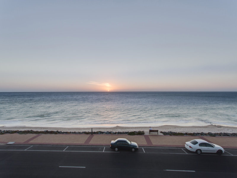 22A The Esplanade, SOMERTON PARK — image 19