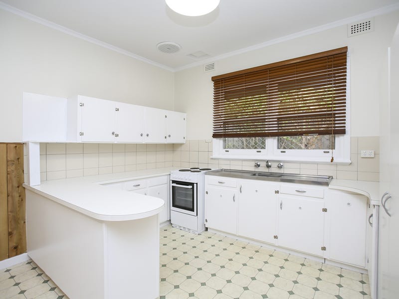14 Branson Avenue, CLEARVIEW — image 3