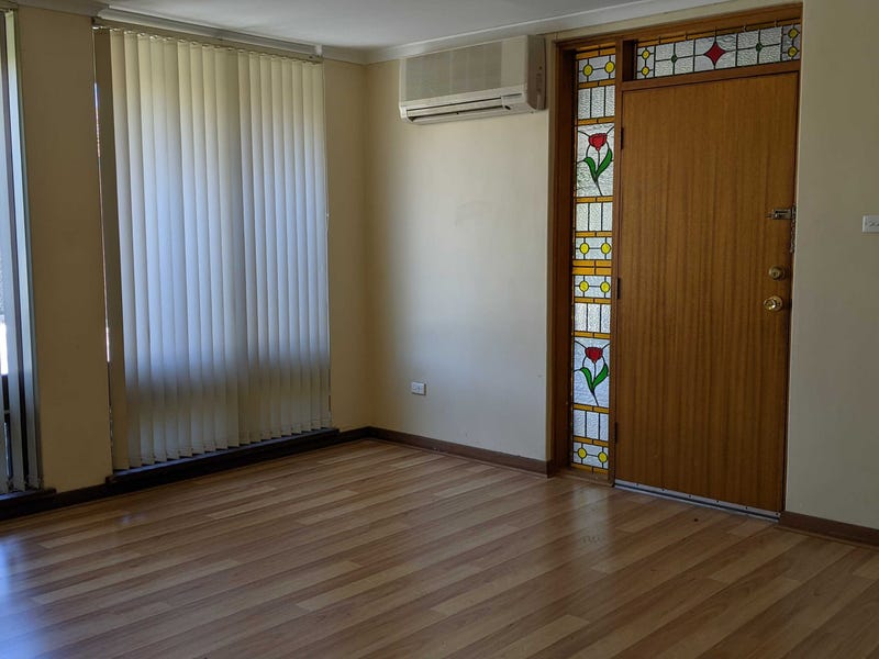 4/5 Olive Road, EVANDALE — image 3