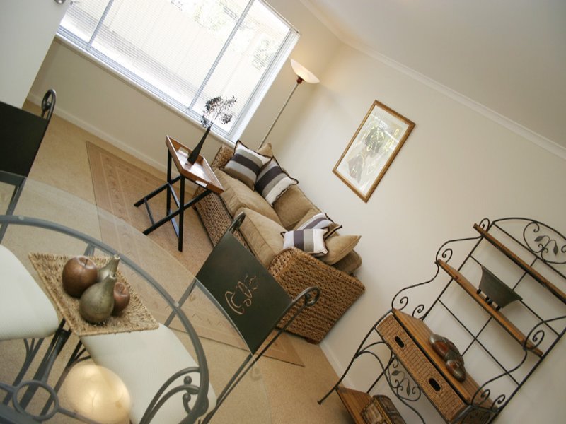 3/22 Shirley Avenue, WOODVILLE — image 2