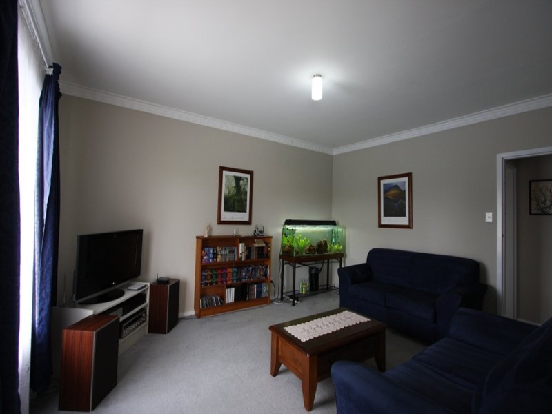 7/44 Farnham Road, KESWICK — image 3