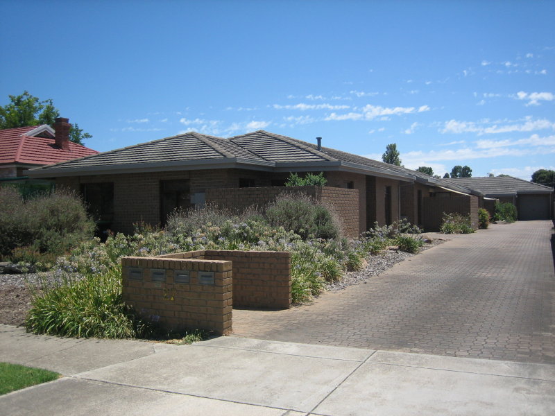 2/27 Arnold Street, UNDERDALE — image 1
