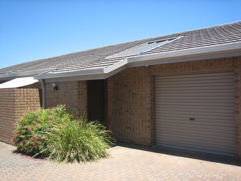 2/27 Arnold Street, UNDERDALE — image 2