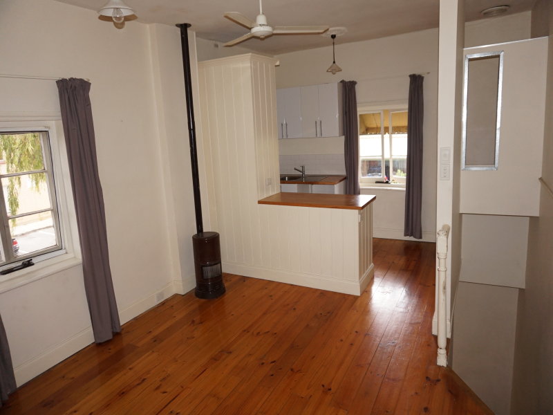 18 Little Wakefield Street, KENT TOWN — image 2