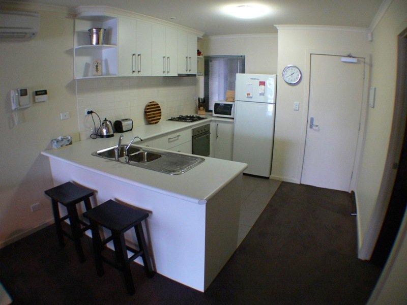 15/466 Pulteney Street, ADELAIDE — image 3