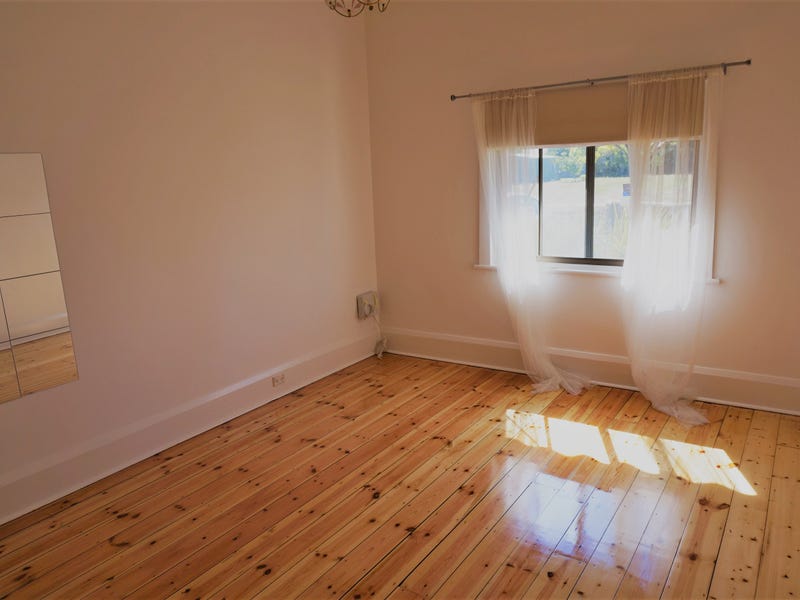 71 Balfour Street, NAILSWORTH — image 4