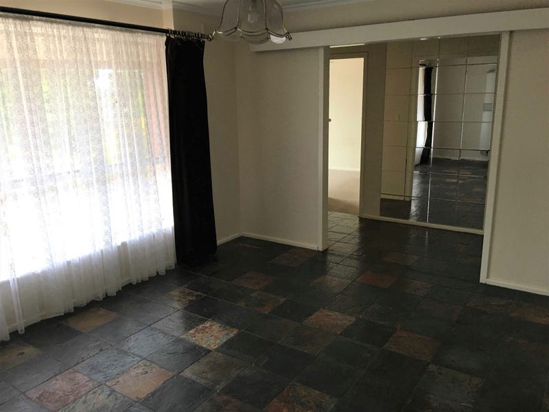 11 Shepherd Street, RIDGEHAVEN — image 2
