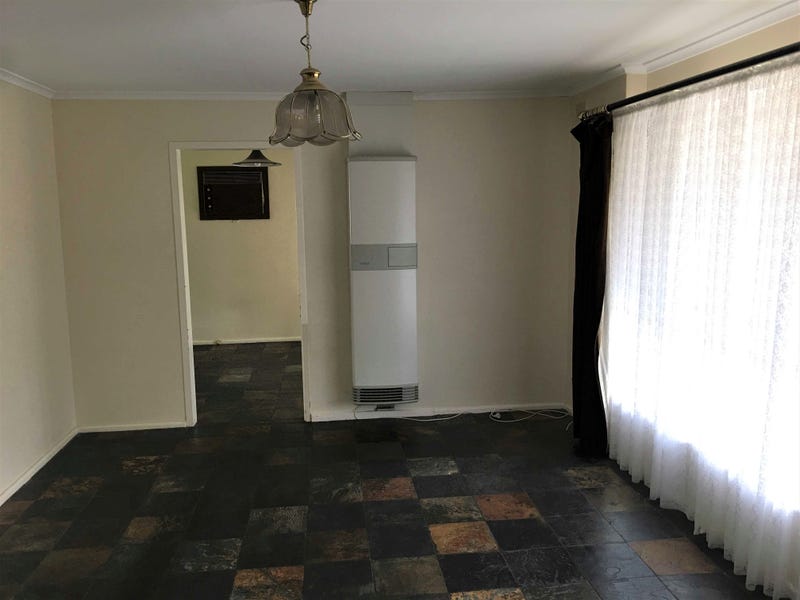 11 Shepherd Street, RIDGEHAVEN — image 3