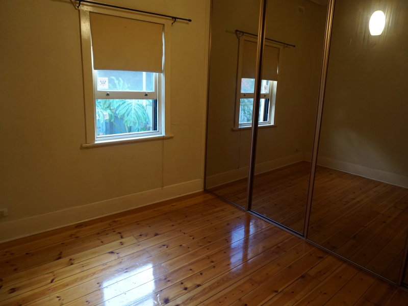 77 Clifford Street, TORRENSVILLE — image 4