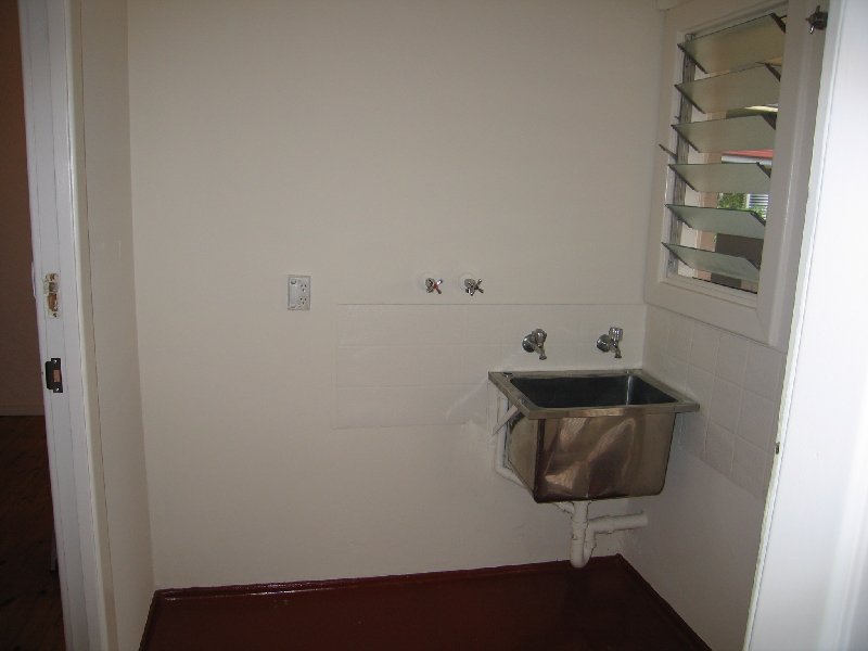 23 Mundon Street, CAMPBELLTOWN — image 5