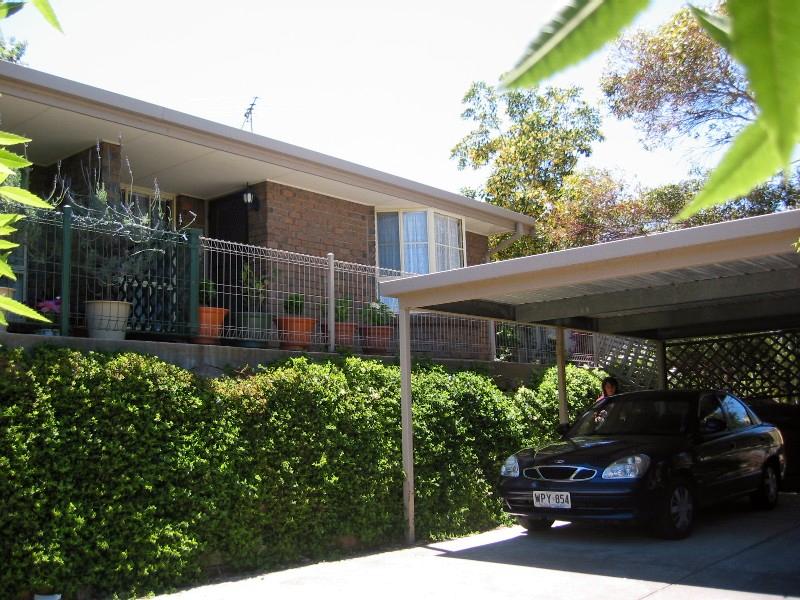 2/49 Alison Drive, HAPPY VALLEY — image 1
